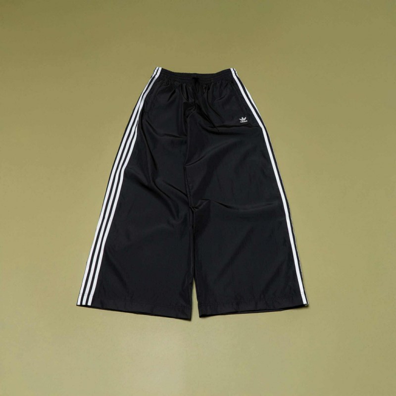 523468885_1565814317725811_2689755095996292036_n