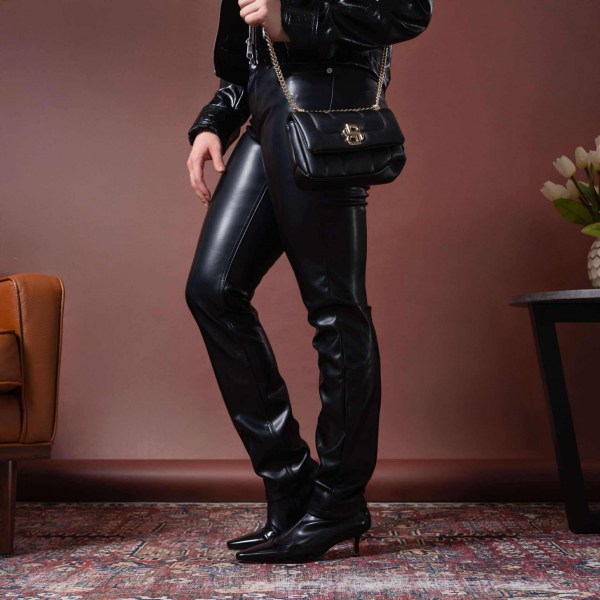 552677680_2346270075829790_2108500012147472376_n