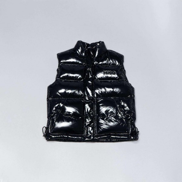 566523960_697199862935645_2652061780751707041_n