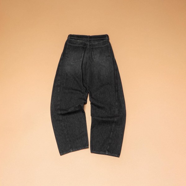 569206108_1335857601147688_7446819742737163585_n