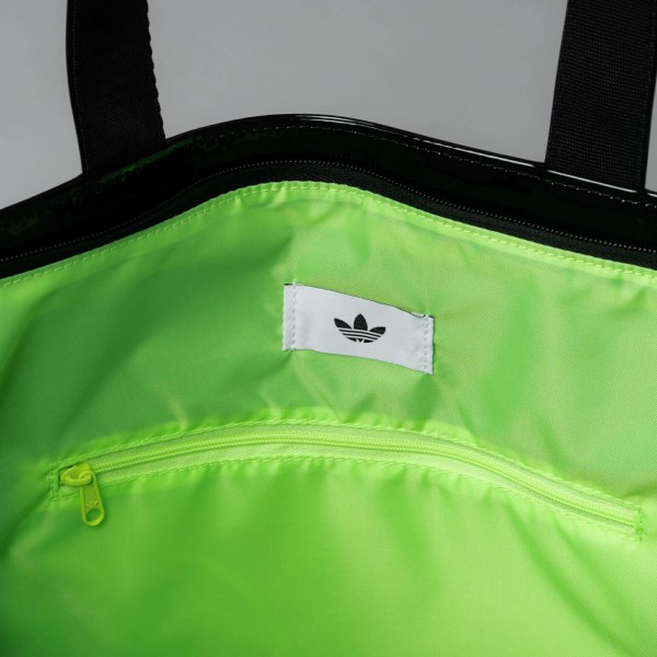 611277443_1877546873132111_4925344879976768322_n