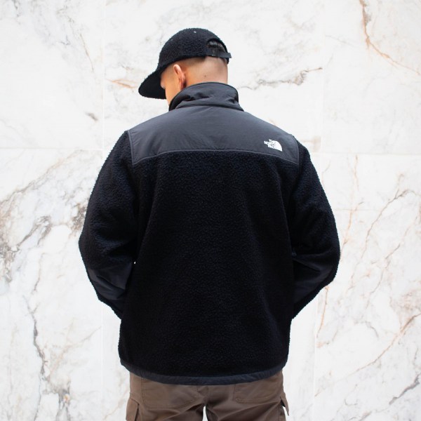 623916137_918839243959525_4744518529849141623_n