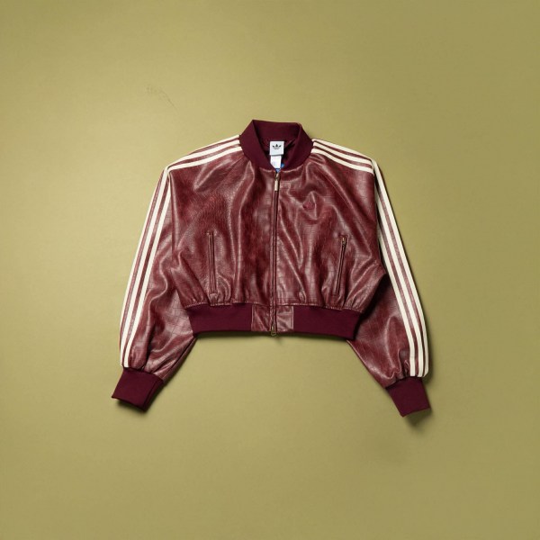 627244883_1576795706775668_3180849471758119427_n